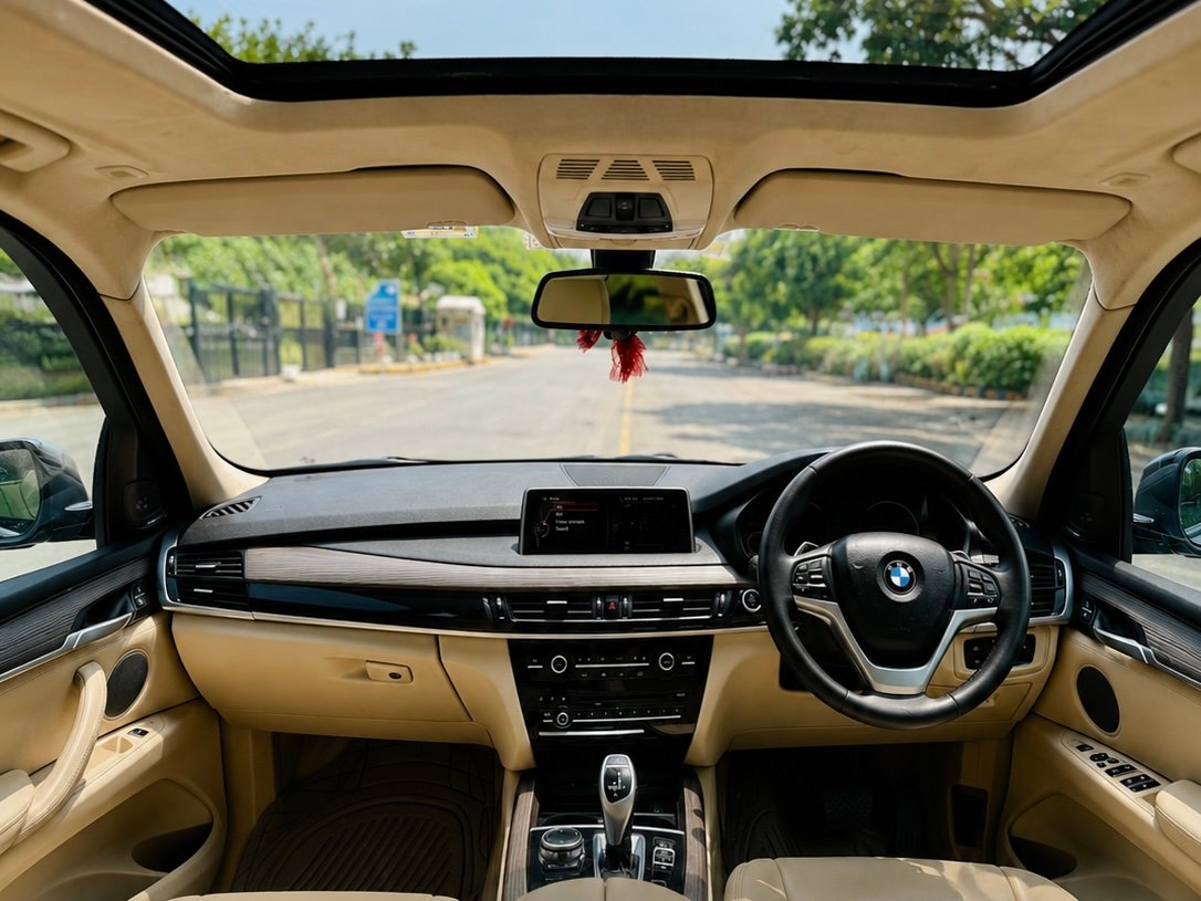 BMW X5 xDrive30d 2017 - Interior