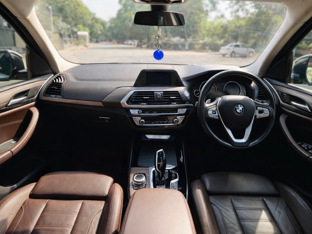 BMW X3 xDrive 20d - Interior